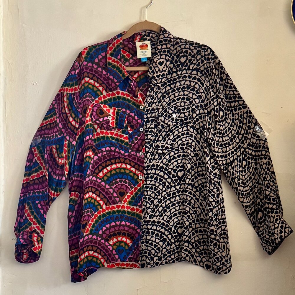 FARM Rio Assymetrical Heart Print Button Down Bold Statement Shirt Size L